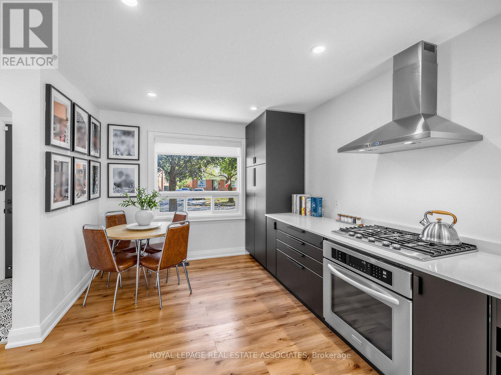 36 Jodphur Avenue, Toronto, ON photo 12