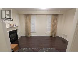 Bathroom - 5567 Oscar Peterson Boulevard, Mississauga, ON L5M0V6 Photo 9