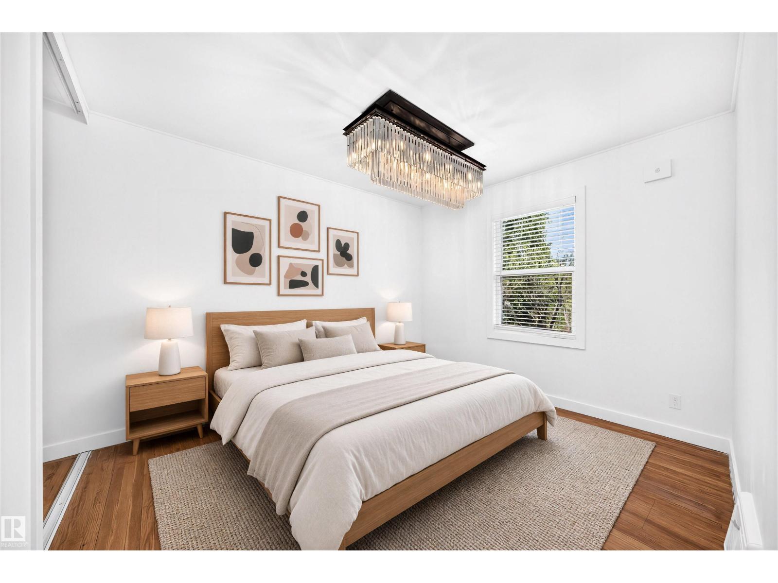9506 72 AV NW - 19
