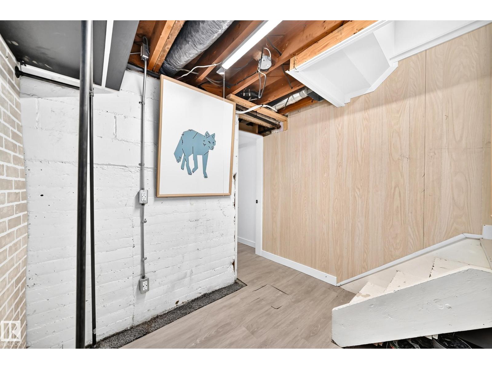 9506 72 AV NW - 49