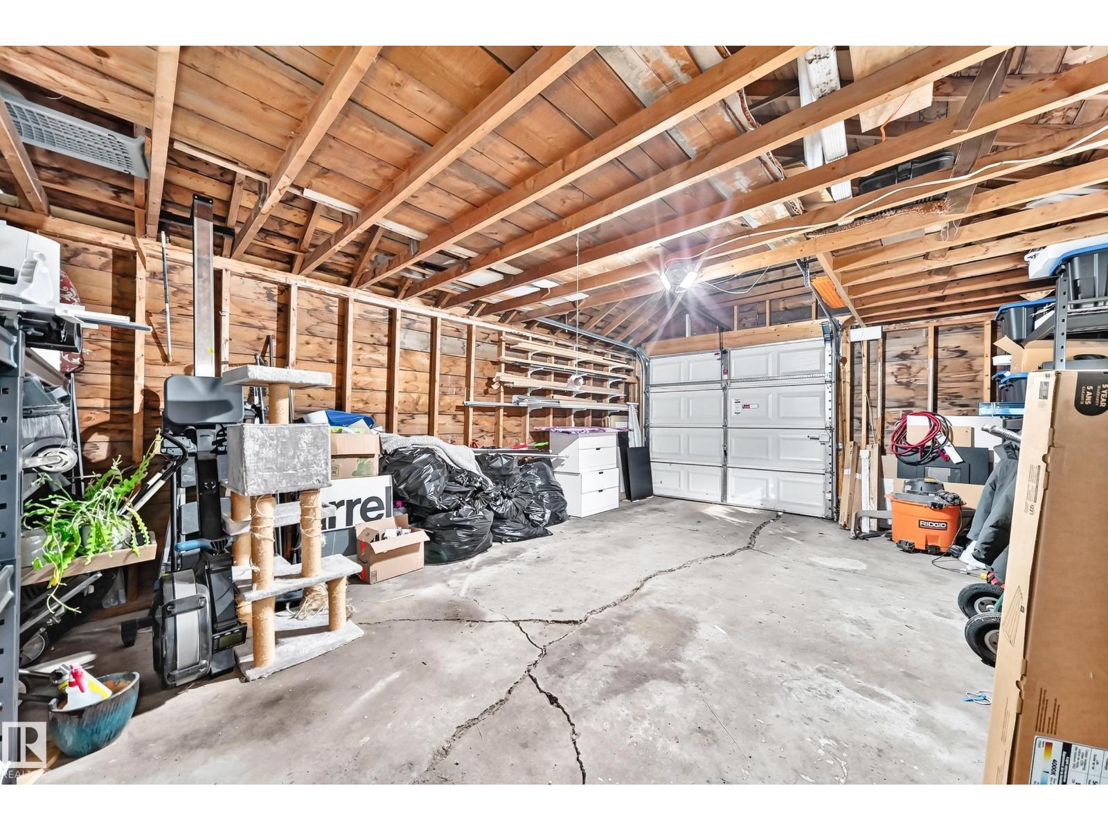 9506 72 AV NW - 51