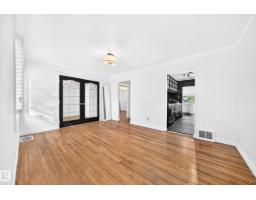 9506 72 Av Nw, Edmonton, AB T6E0Y4 Photo 15