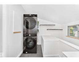9506 72 Av Nw, Edmonton, AB T6E0Y4 Photo 29
