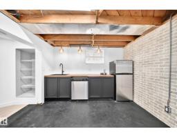 9506 72 Av Nw, Edmonton, AB T6E0Y4 Photo 37
