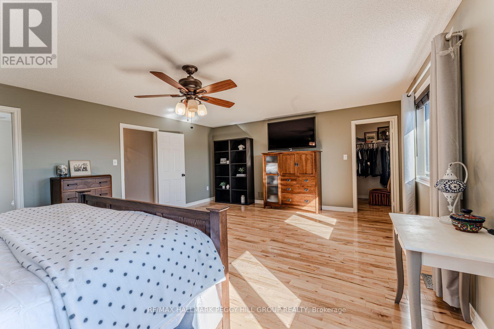 2070 Osbond Road — photo 16