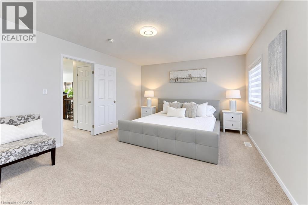 541 Brittania Crescent — photo 31