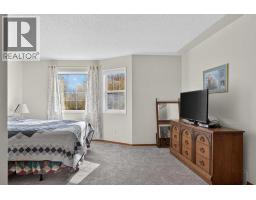 302 Mt Mckenzie Gardens Se, Calgary, AB T2Z2P9 Photo 23