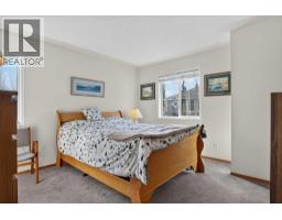 302 Mt Mckenzie Gardens Se, Calgary, AB T2Z2P9 Photo 27