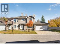 302 Mt Mckenzie Gardens SE - photo 1