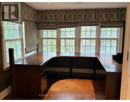33 Hillsdale Avenue W, Toronto, ON M5P1E9 Photo 9