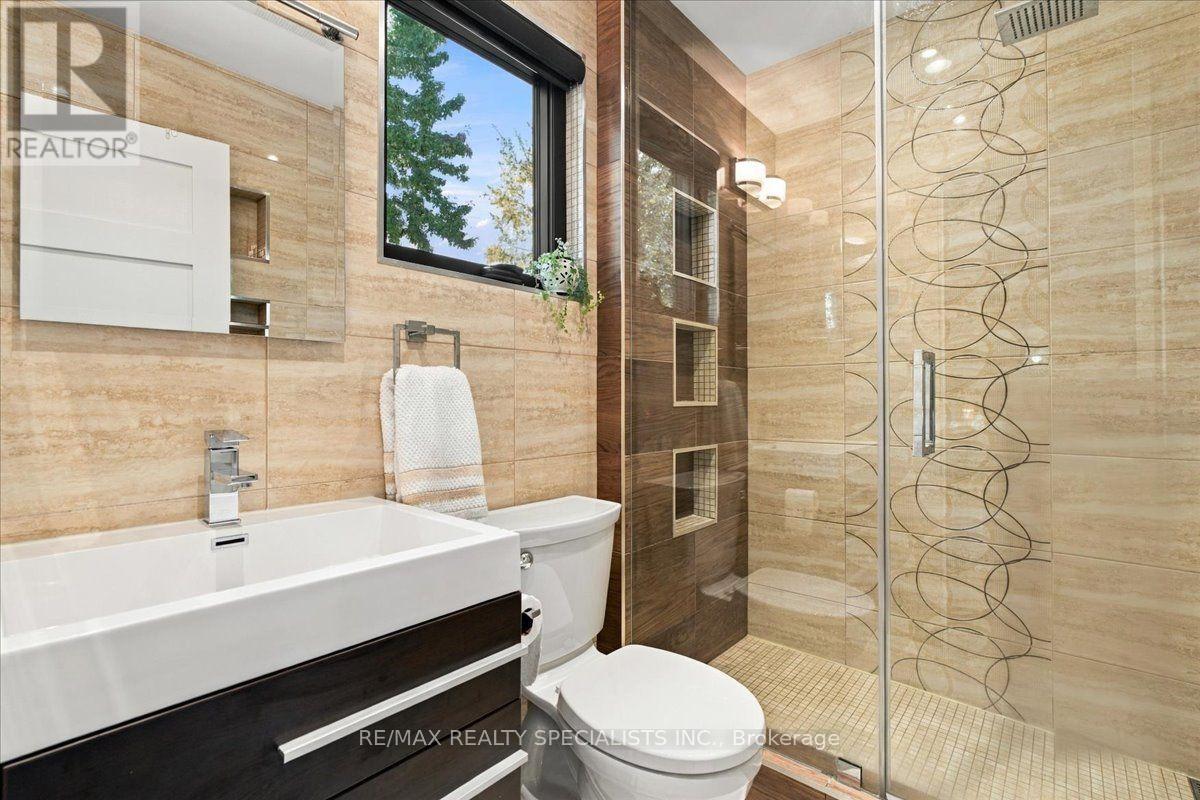 1131 HIGHGATE PLACE - 24