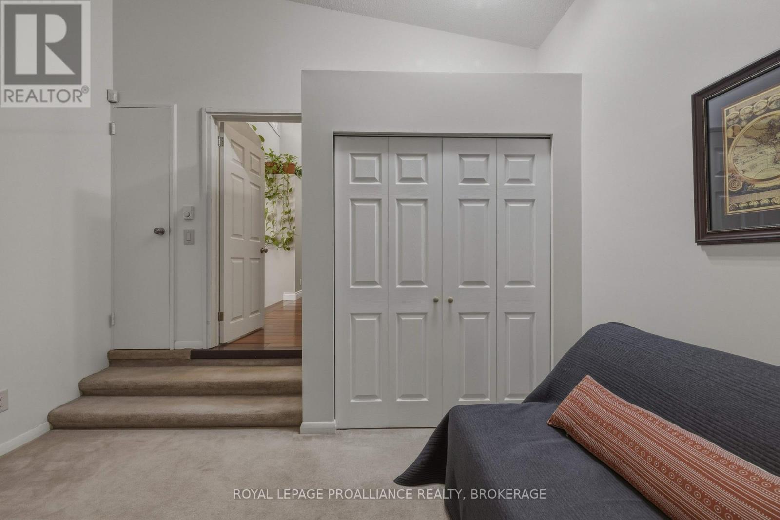 27 RIVERSIDE DRIVE - Image 22