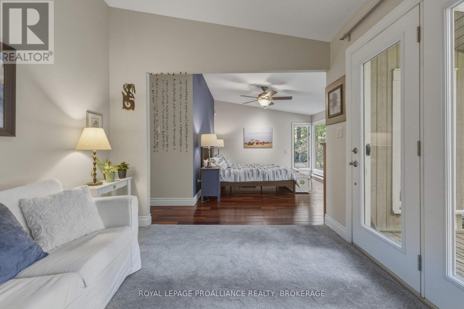 27 RIVERSIDE DRIVE - 31