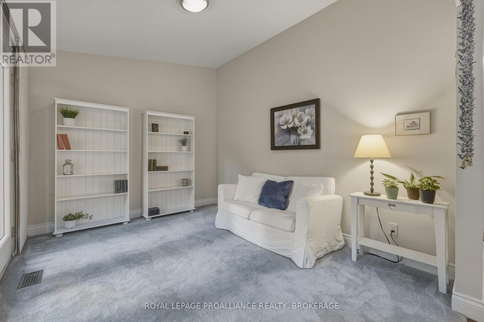 27 RIVERSIDE DRIVE - 29