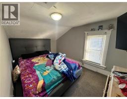Kitchen - 65 Queen Street N, Thorold, ON L2V2R2 Photo 6
