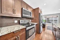 Laundry room - 98 1290 Warde Avenue, Winnipeg, MB R3X2J4 Photo 7