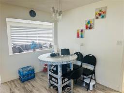 Living room - 63 Maddin Crescent, Winnipeg, MB R2P0S8 Photo 9