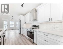 228 Woodside Crescent NW - photo 9