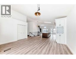 228 Woodside Crescent NW - photo 26