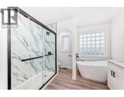 228 Woodside Crescent NW - photo 32
