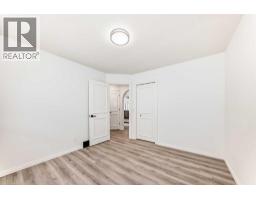 228 Woodside Crescent NW - photo 35