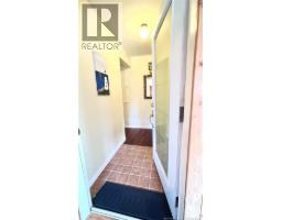 Bath (# pieces 1-6) - 676 St-pierre O Boulevard, Caraquet, NB E1W1A1 Photo 11
