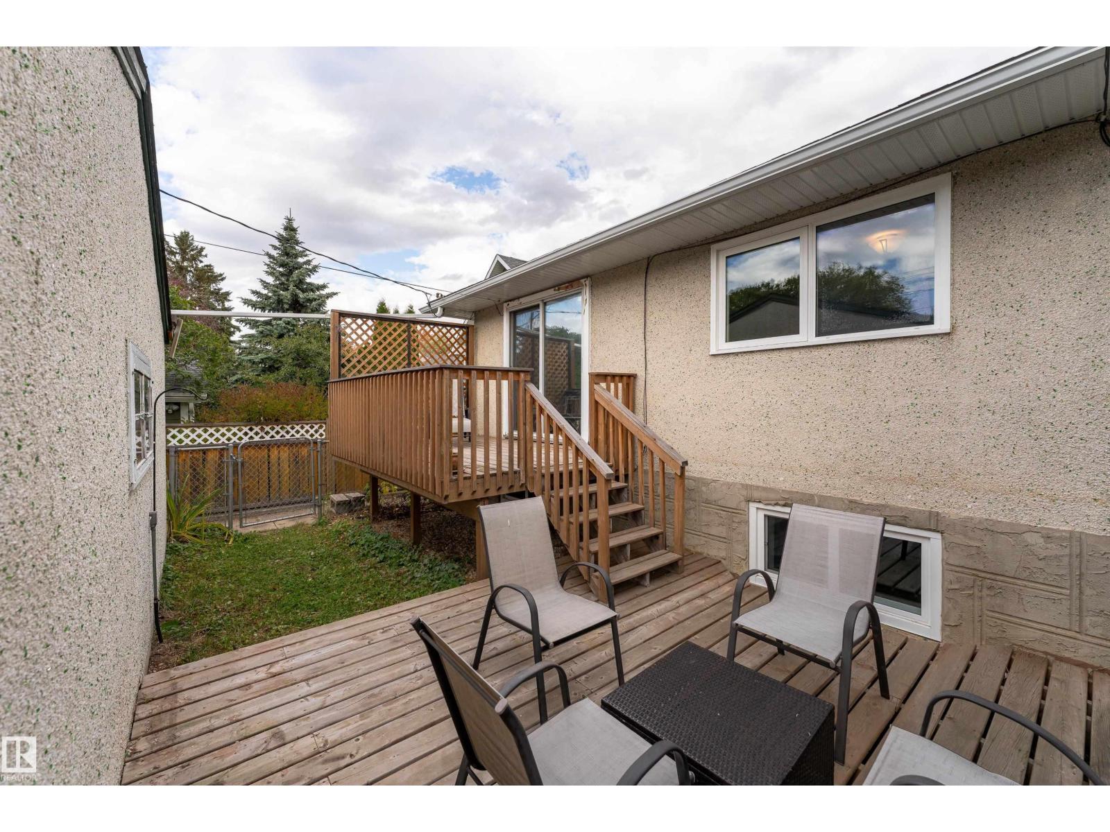 10320 76 ST NW - 41