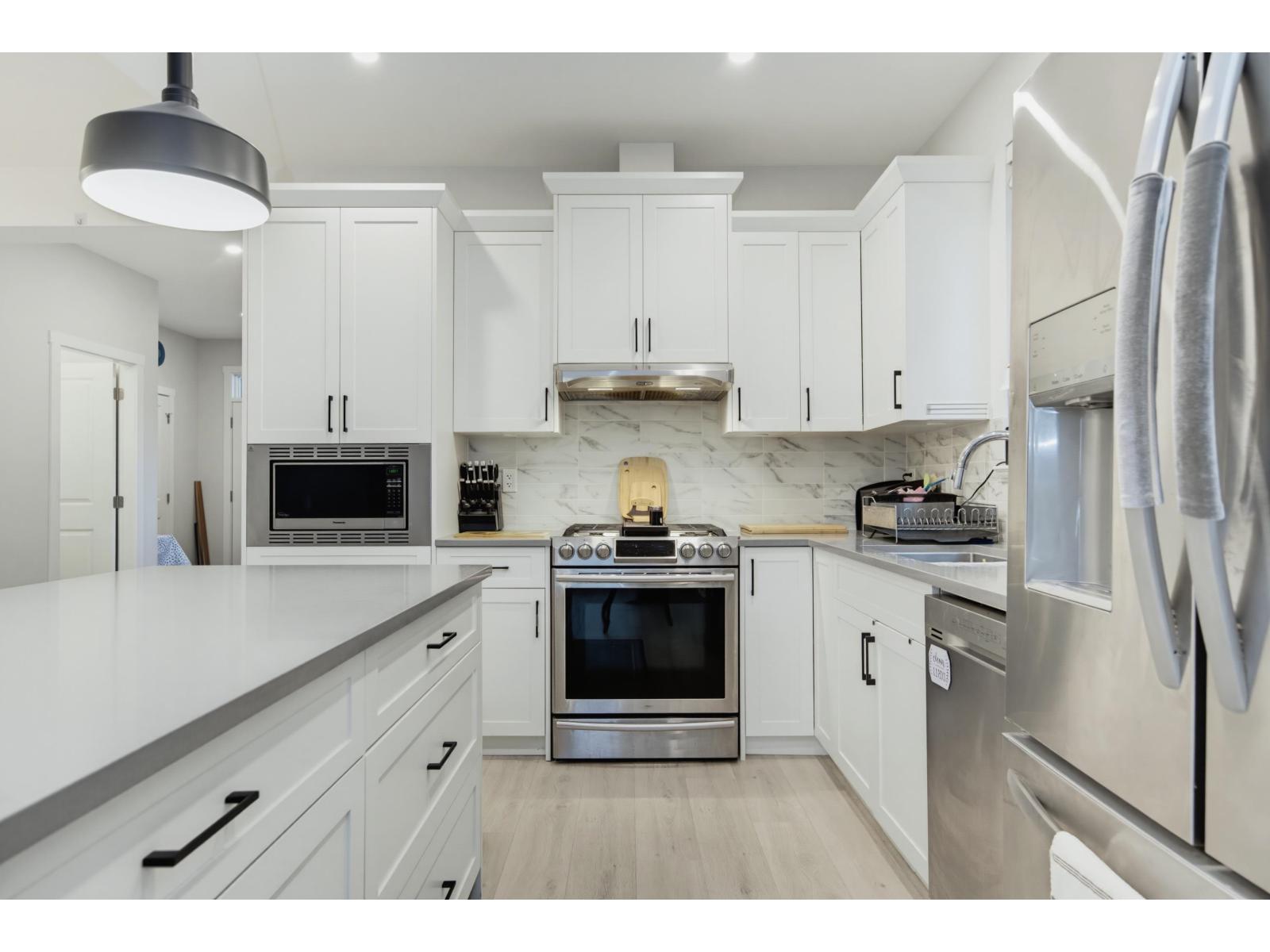 20315 82A AVENUE, Langley