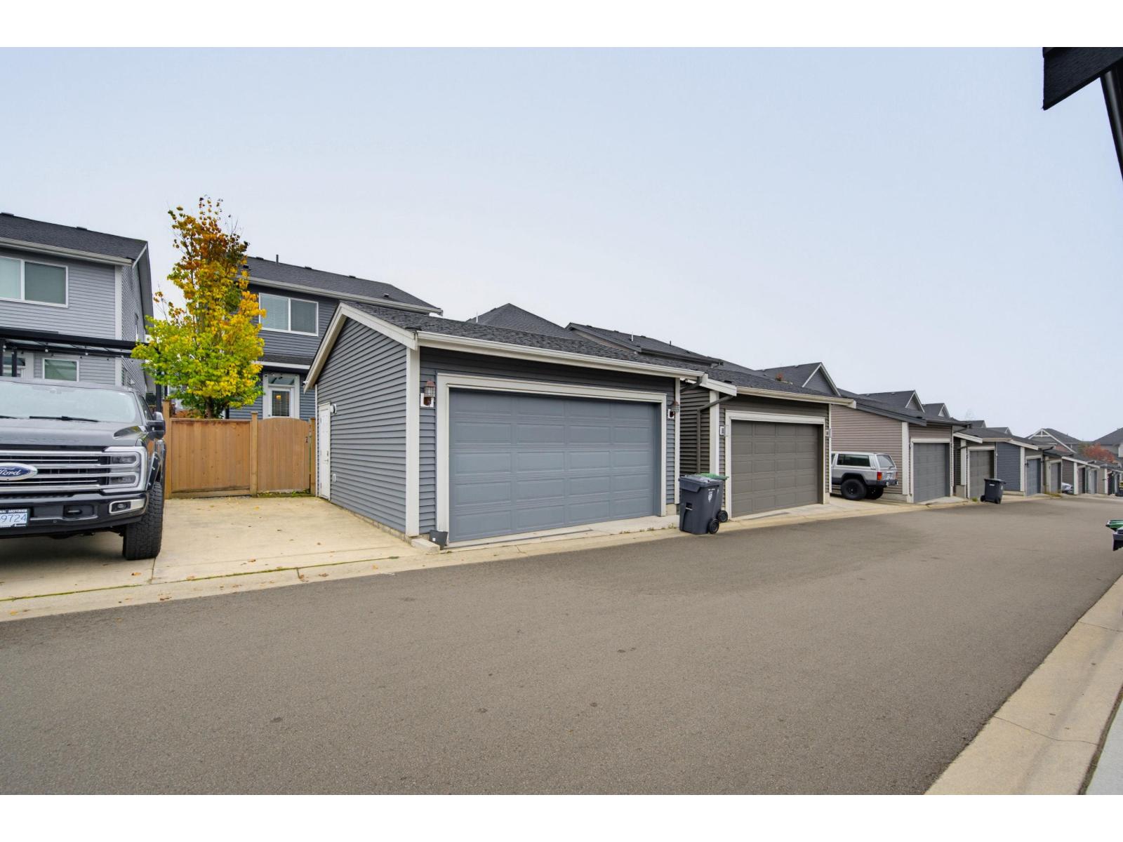 20315 82A AVENUE, Langley