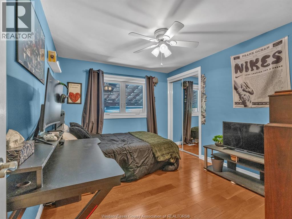 1117 COVENTRY - Image 15