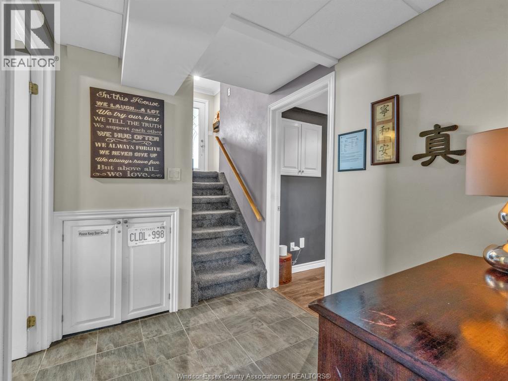 1117 COVENTRY - Image 26