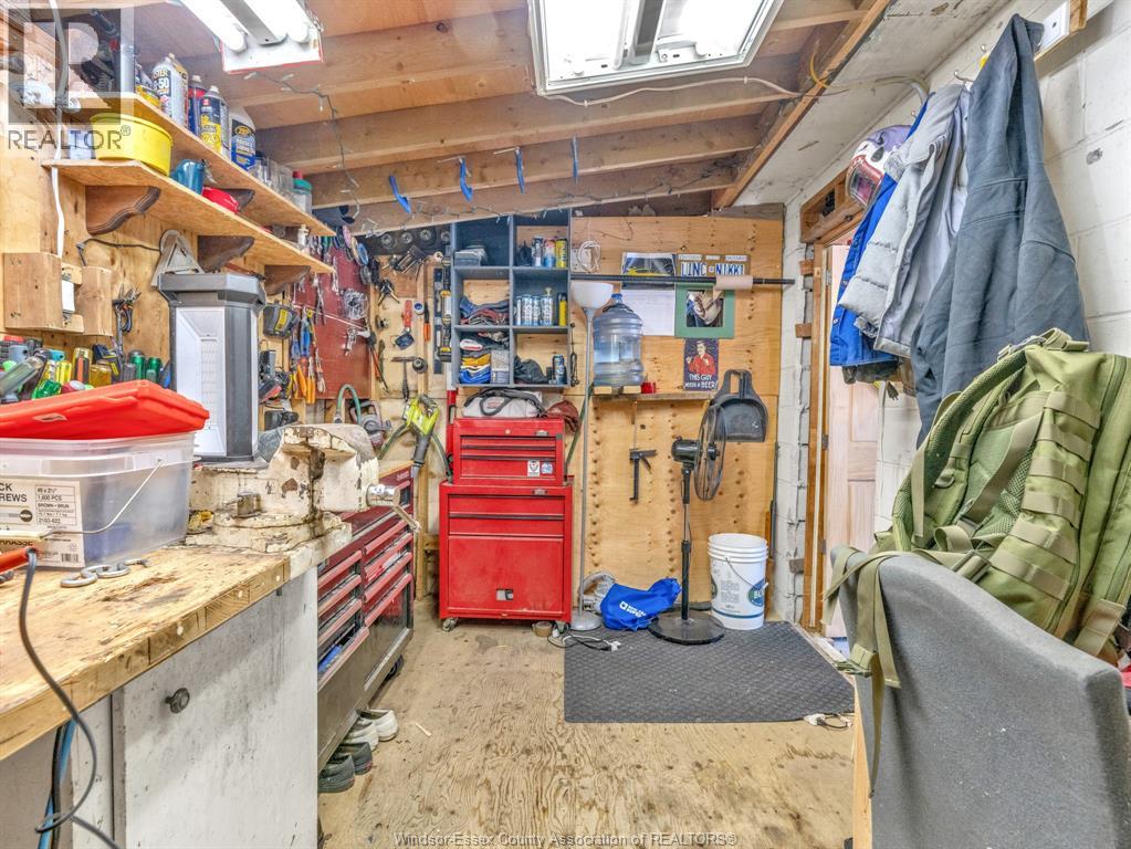 1117 COVENTRY - Image 29