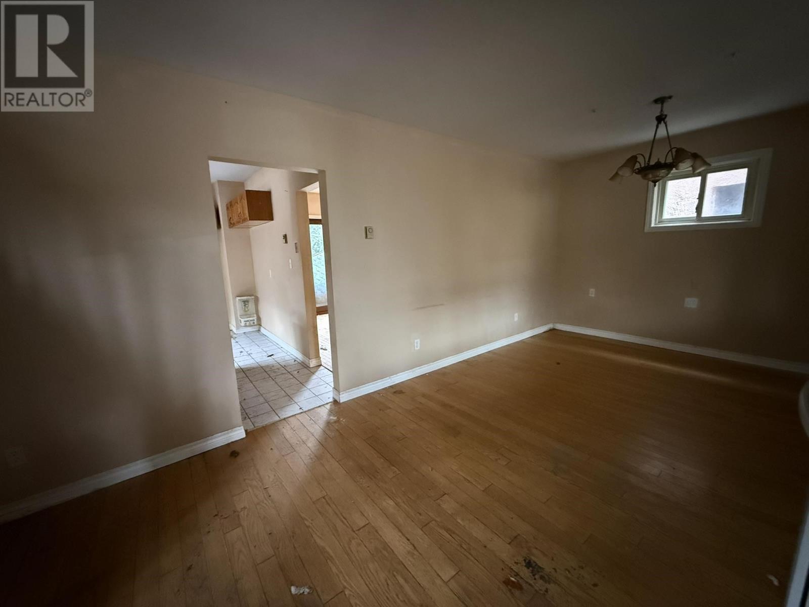 35 Albert St — photo 10