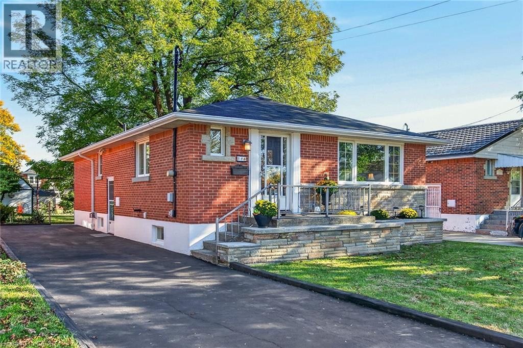 19 WELBOURN Drive - 1