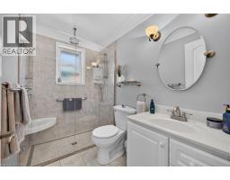 19 Welbourn Drive, Hamilton, ON L9A3N1 Photo 16