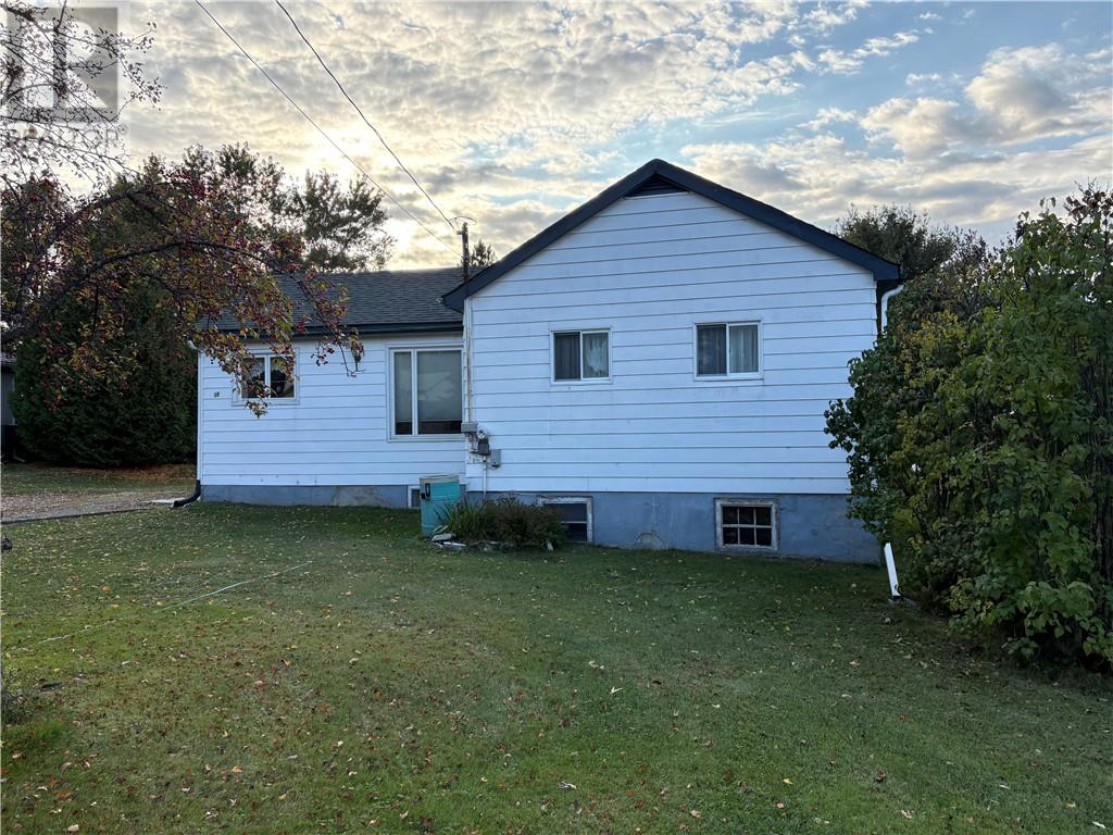 16 Kathleen Street - 3