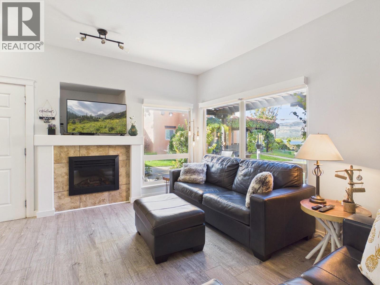 6 4300 44th Avenue, Osoyoos