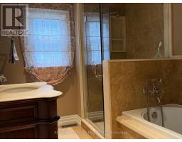 33 Hillsdale Avenue W, Toronto, ON M5P1E9 Photo 13