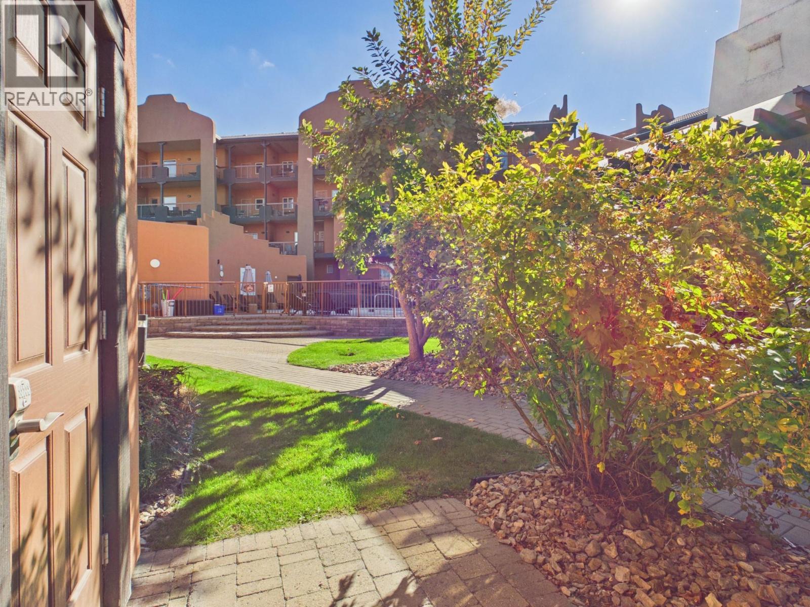 6 4300 44th Avenue, Osoyoos
