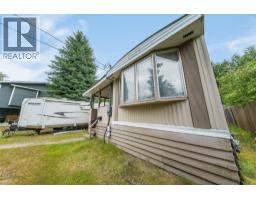304 103 Street, Castlegar, BC V1N3G2 Photo 33