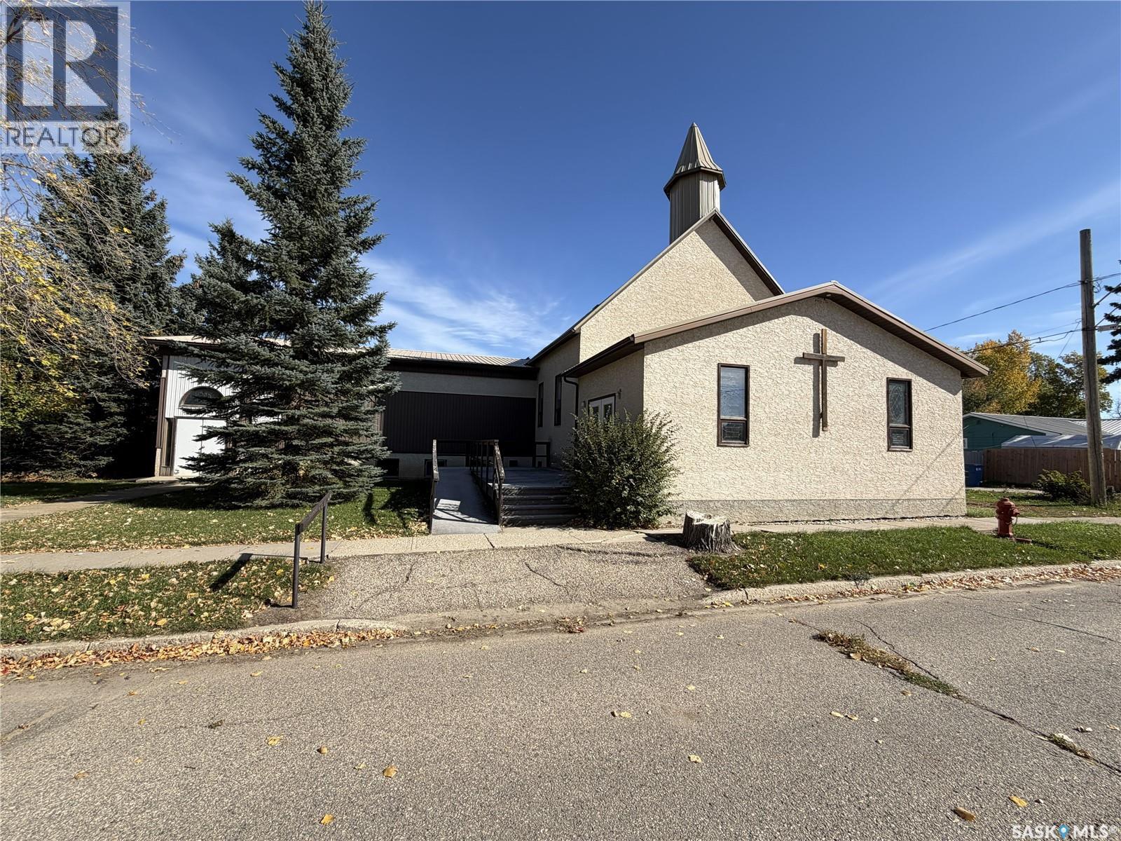 200 McRorie AVENUE - 1