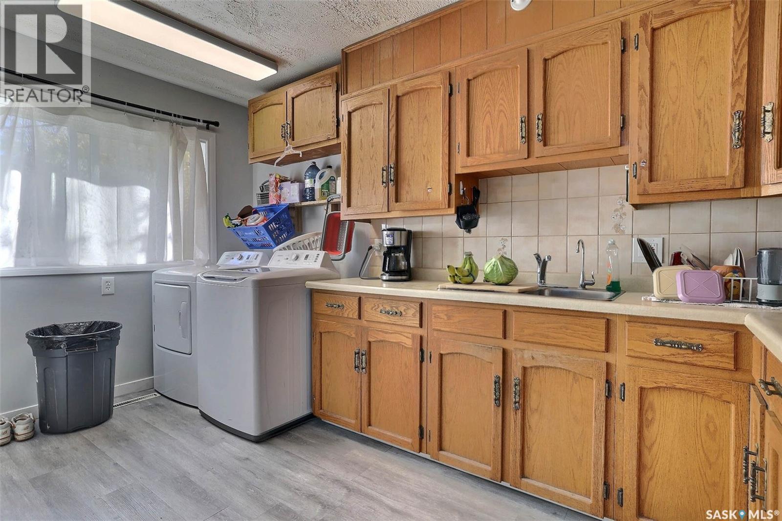 1021 Campbell STREET, Regina — photo 11
