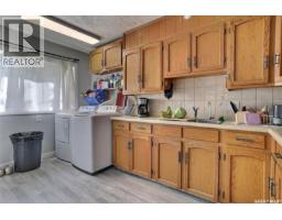 1021 Campbell Street, Regina, SK S4T5P5 Photo 11