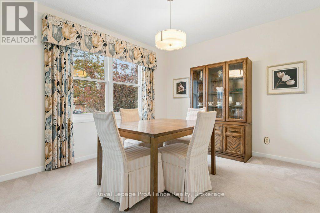 21 Forrester Court, Belleville, ON photo 13