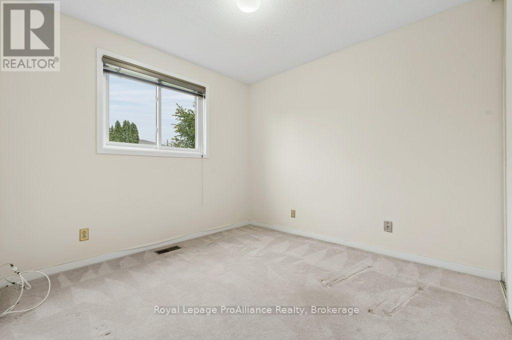 21 Forrester Court, Belleville, ON photo 23