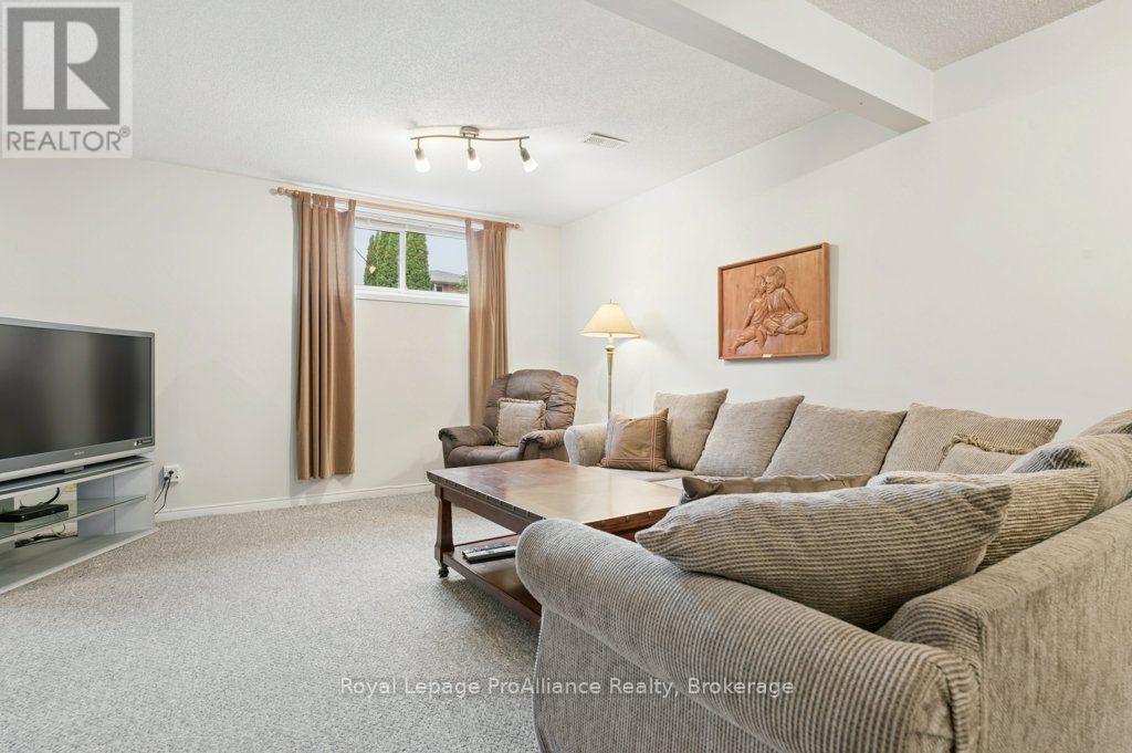 21 FORRESTER COURT - 26