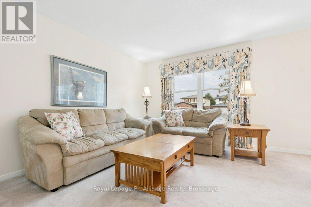 21 Forrester Court, Belleville, ON photo 9