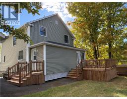 25 Park Street, Edmundston, NB E3V1Y8 Photo 12