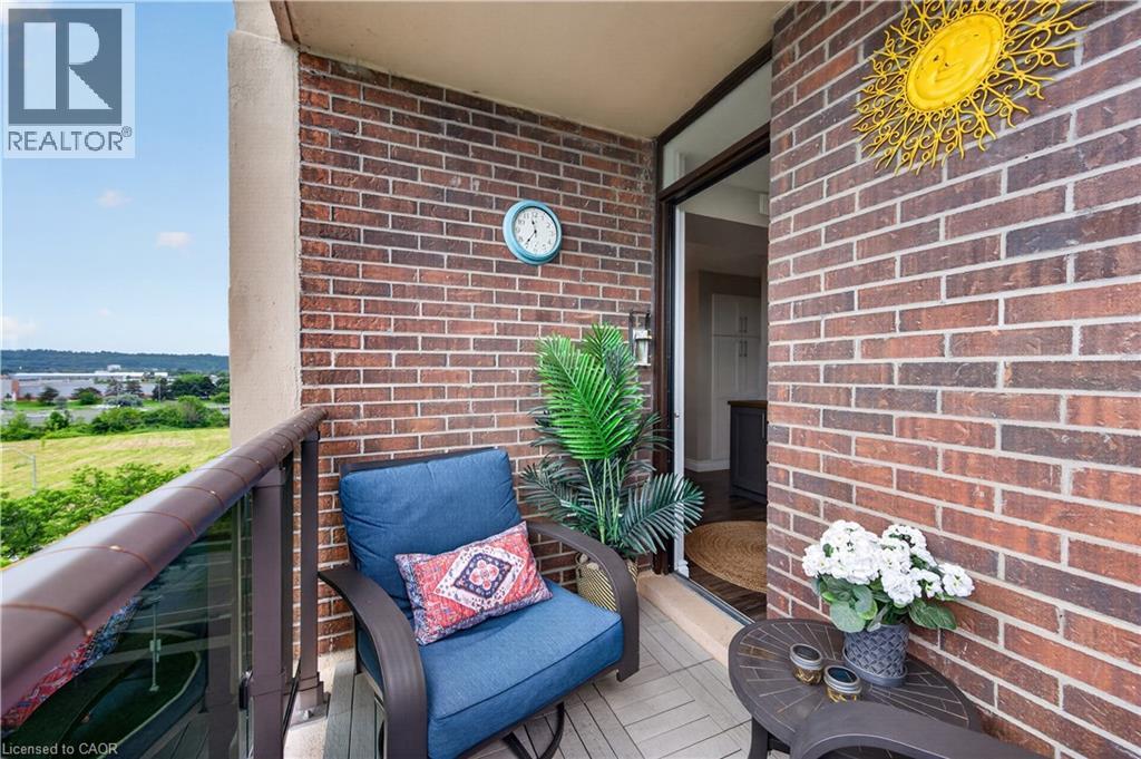 301 Frances Avenue — photo 14