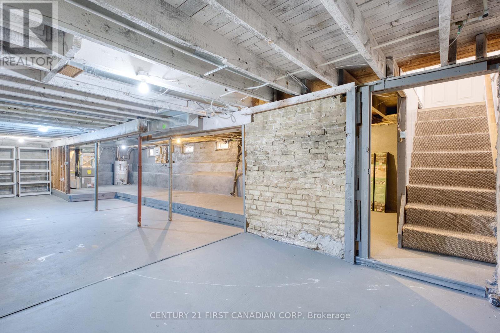682 PRINCESS AVENUE - 20